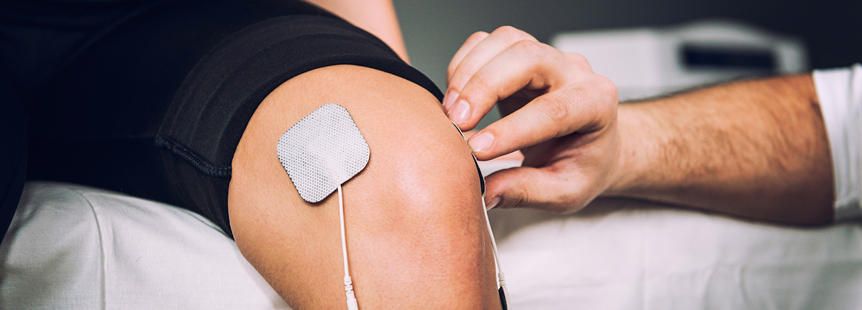 Electro stimulation used to treat knee pain